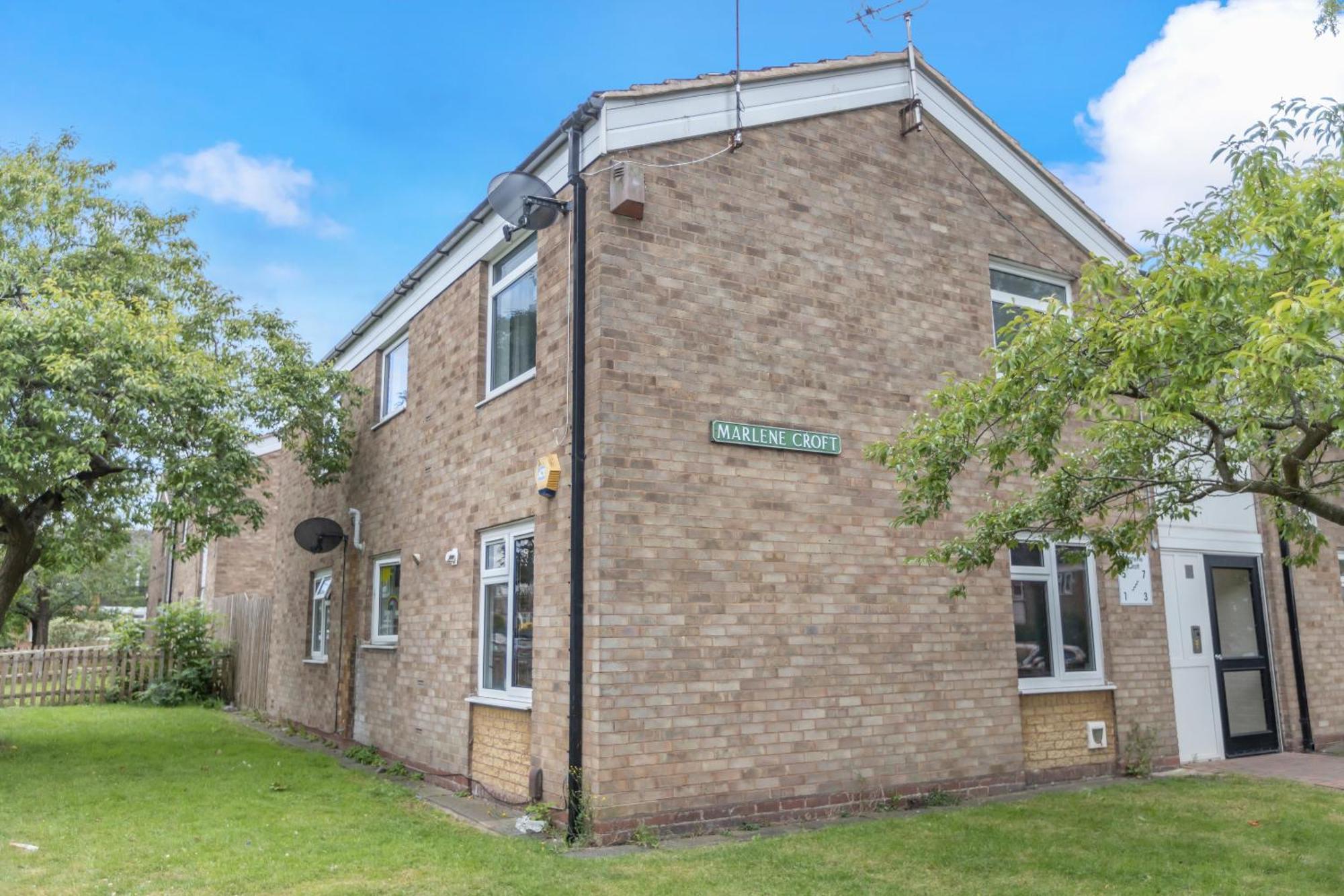 Opp B'Ham - Freshly Refurbished Walls And Carpets! Big Savings Booking 7 Days Or More! Lägenhet Marston Green Exteriör bild